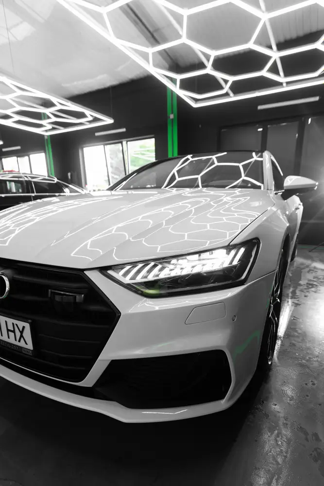 Volt Detailing · Коновальця 148б photo 1