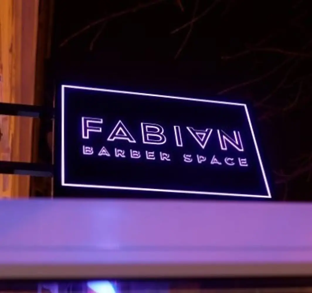 FABIⱯN BARBER SPACE photo 3