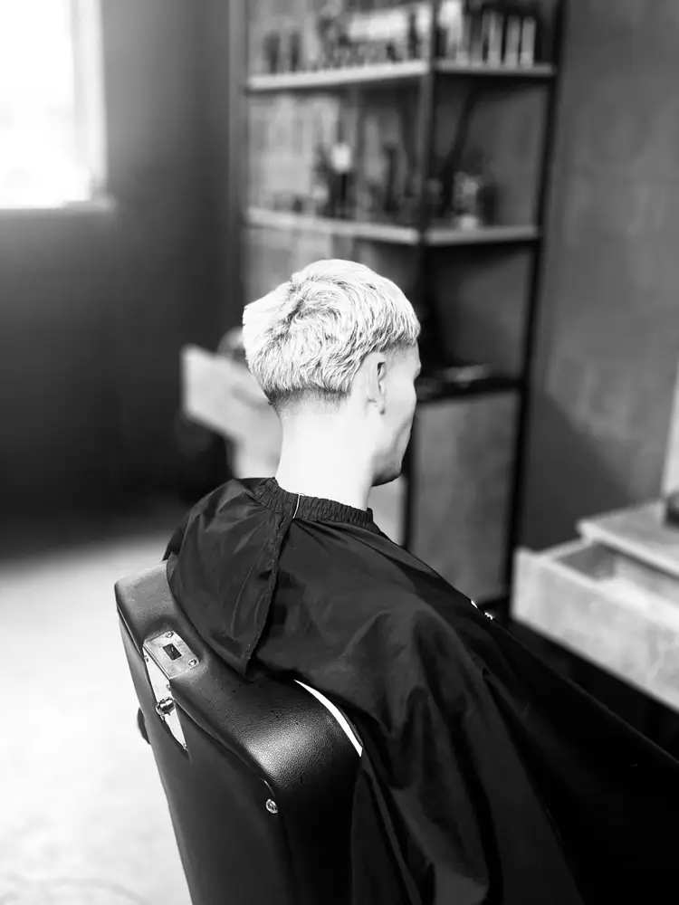 Velmax Barbershop ЖК Кришталеві Джерела photo 4