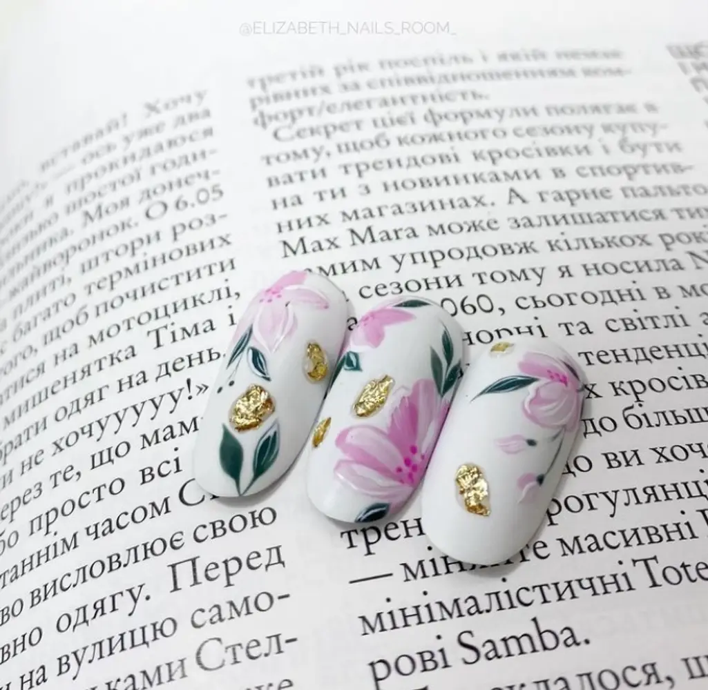 Elizabeth_nails_room_ photo 3