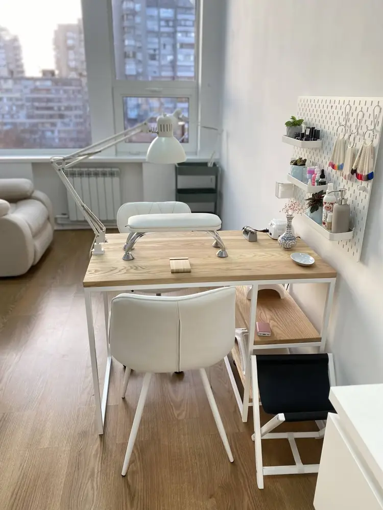 Akperova Nail Studio - Манікюр, педикюр, нарощування нігтів photo 3