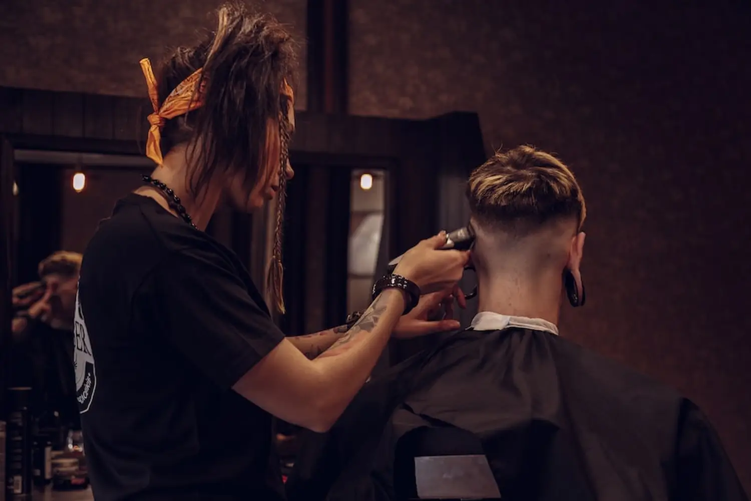 The Lady Barber photo 3