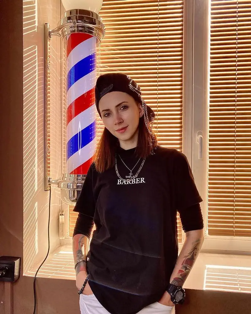 The Lady Barber photo 10