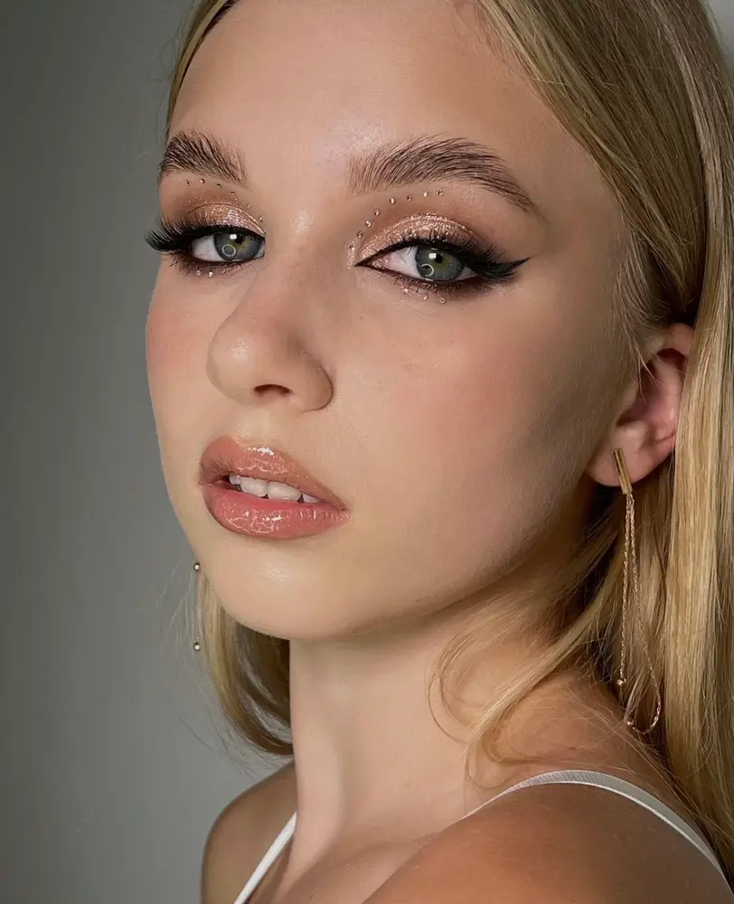 llabrows photo 12