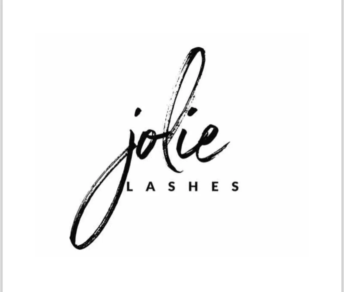 Jolie Lashes photo 1