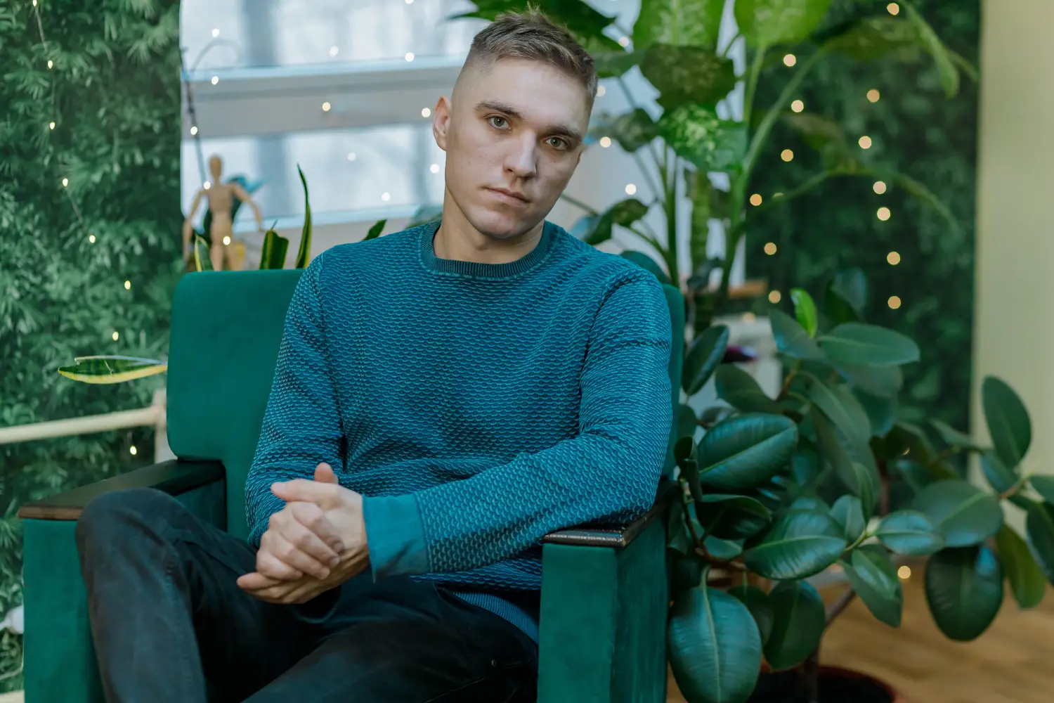 Максим Ковтун практикуючий психолог, психотерапевт в КПТ підході. photo 1