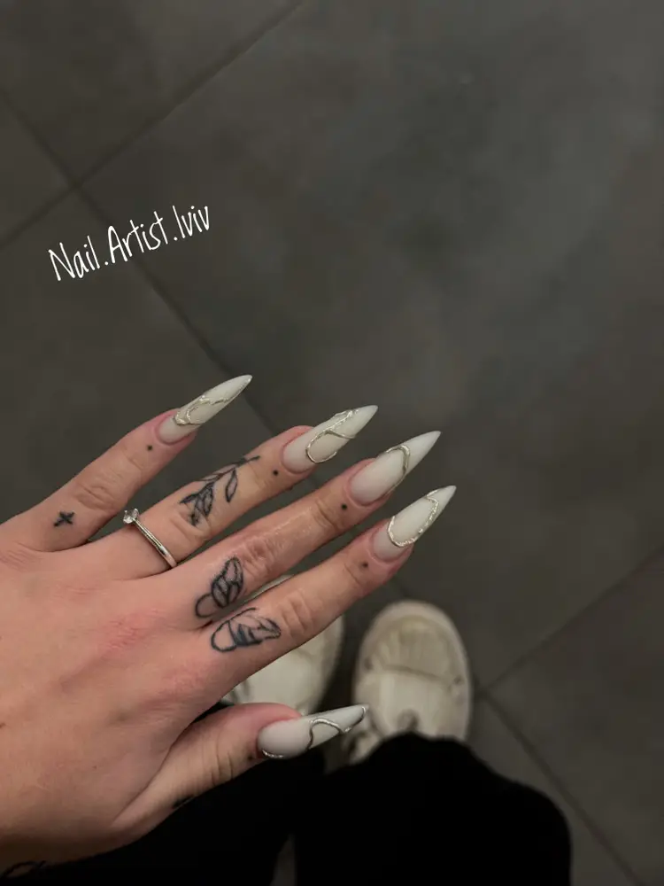 Nail Artist photo 9
