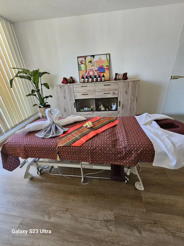 Inlux - Thai Wellness & Massage photo 3