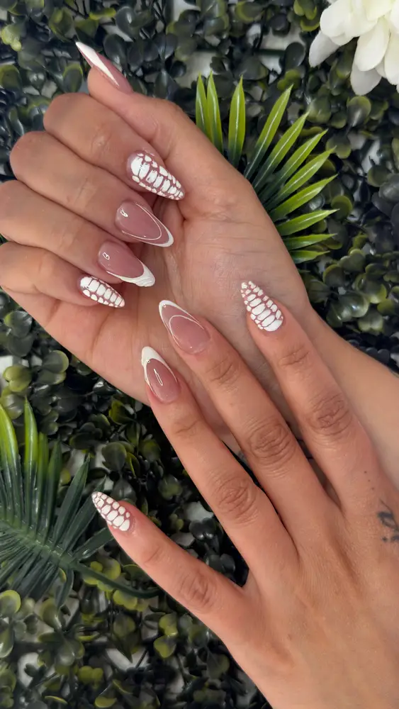 Nails_rousc photo 4