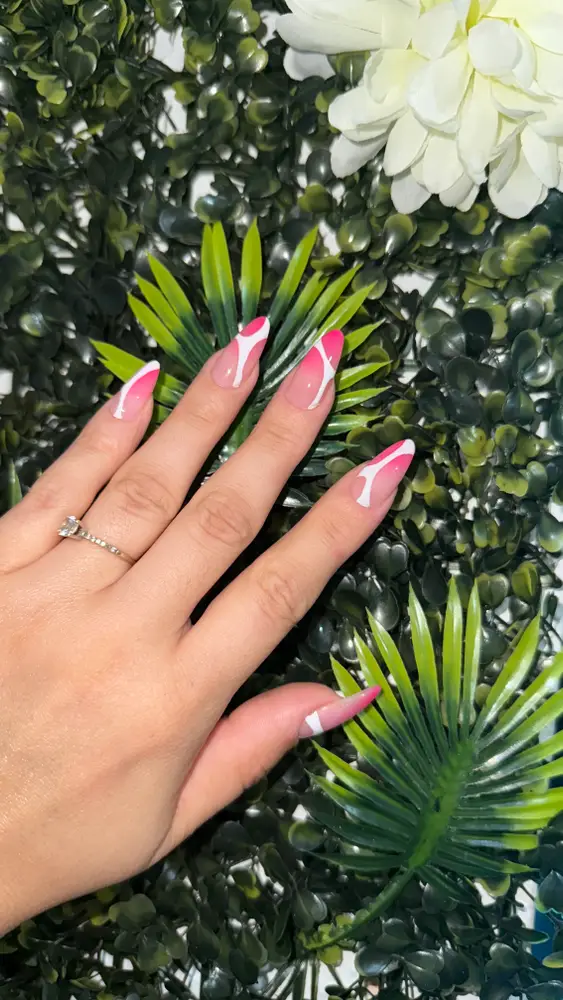 Nails_rousc photo 3