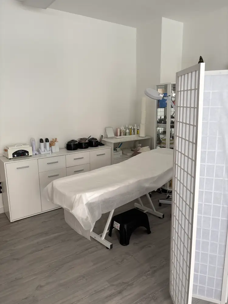 Bei Elena Schönheitssalon photo 2