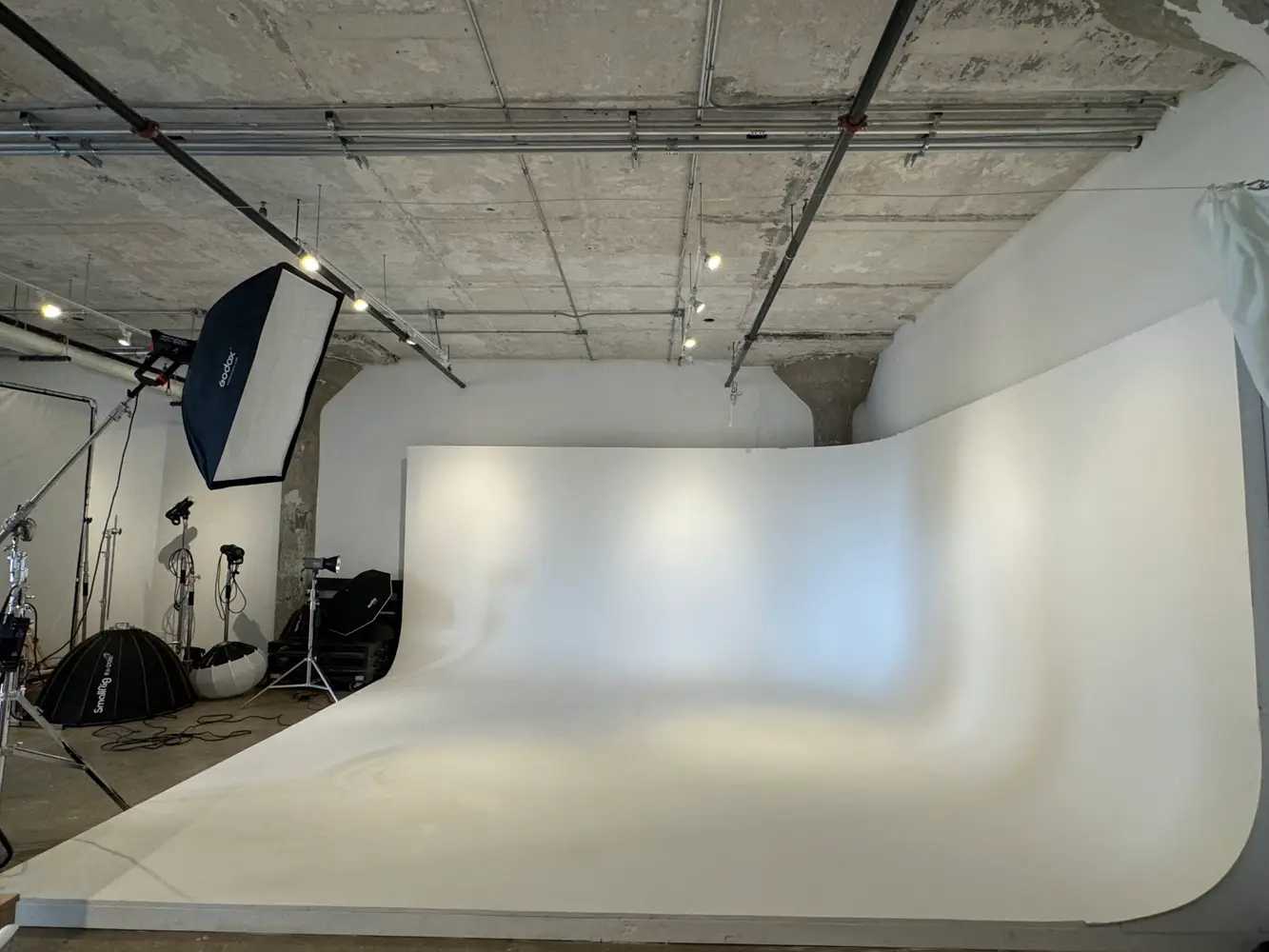 MAE studio photo 2