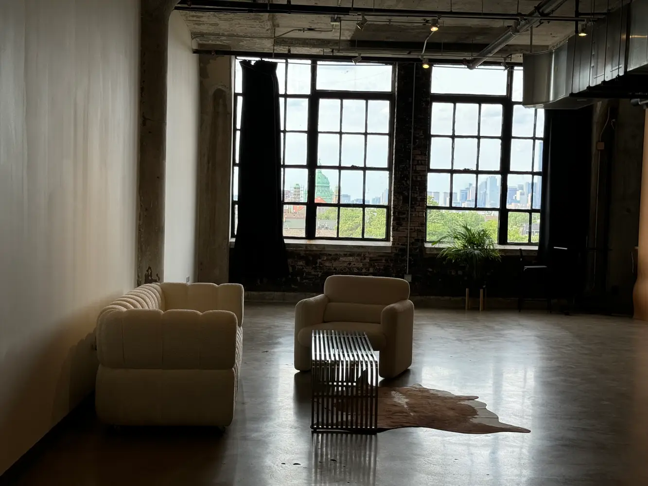 MAE studio photo 17