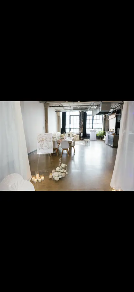 MAE studio photo 23