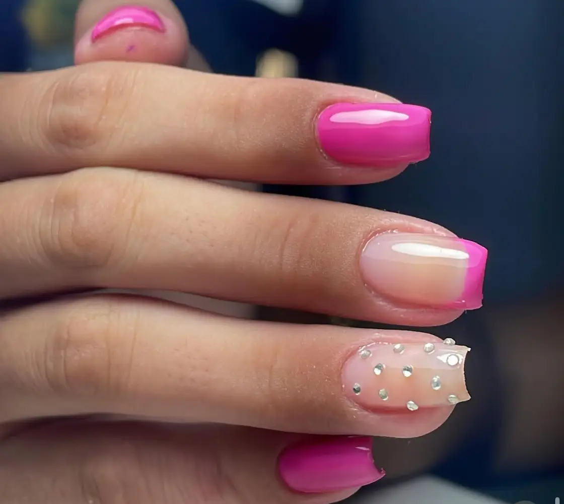 Yasmin nails photo 3