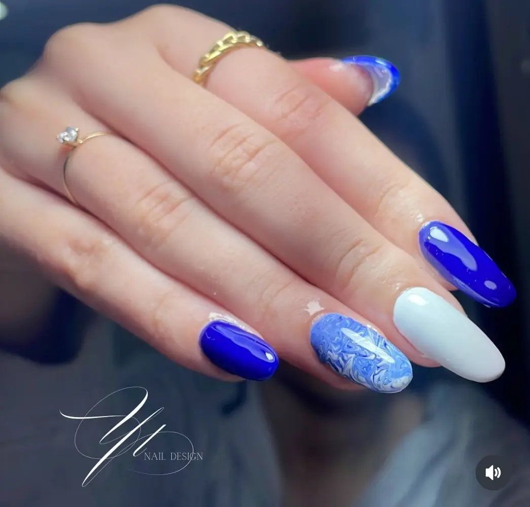 Yasmin nails photo 1