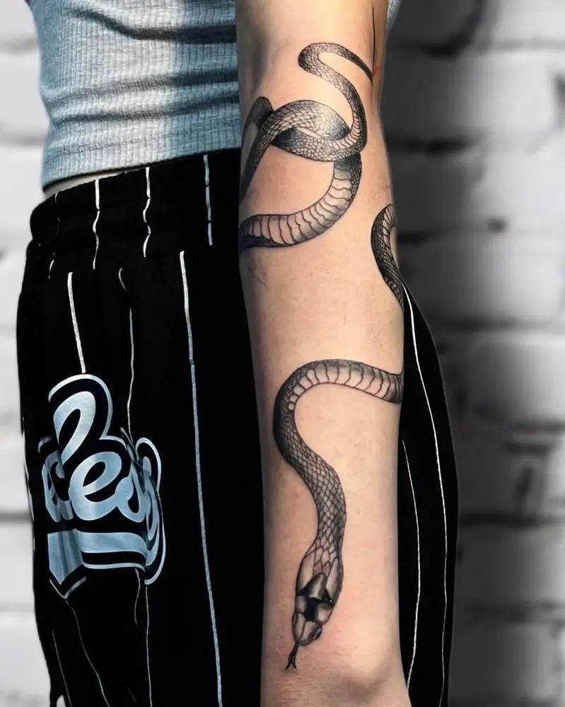Dark_ink_Tattoo photo 12