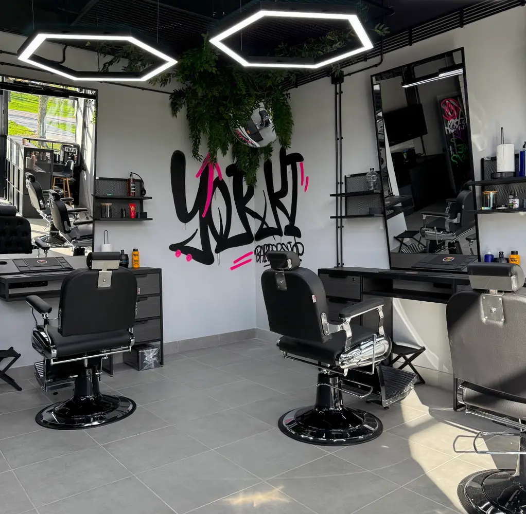 BARBERSHOP YORKI · Yorki barbershop (Бабурка) photo 8