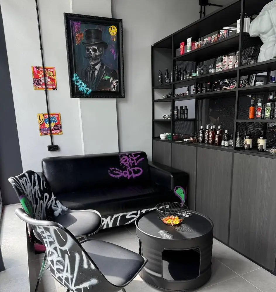 BARBERSHOP YORKI · Yorki barbershop (Бабурка) photo 9