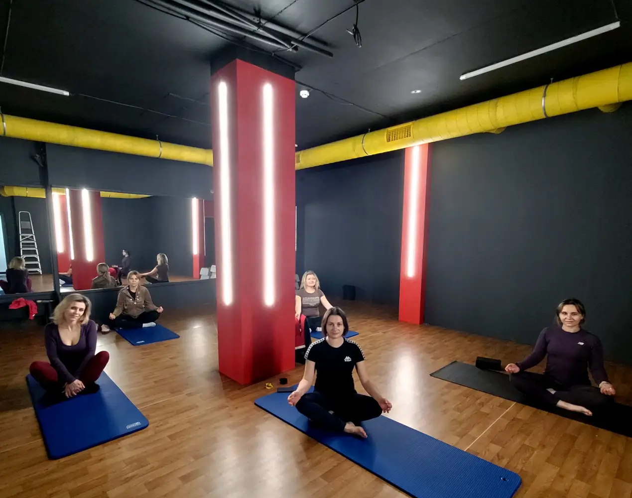 Йога з Оленою · Xtreme Fit, Набережний квартал photo 5