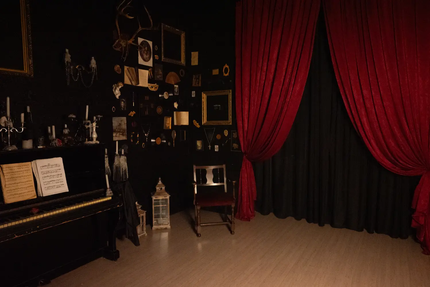 27frame (Gothic) photo 20