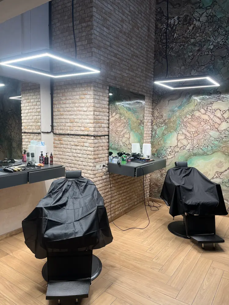 Velmax Barbershop ЖК Караваєві Дачі photo 6