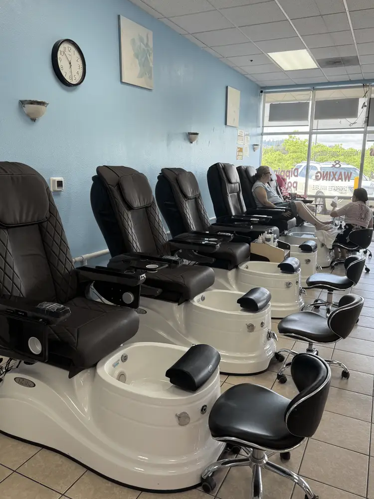 Famous Nails | Nail Salon in Gresham, OR photo 9