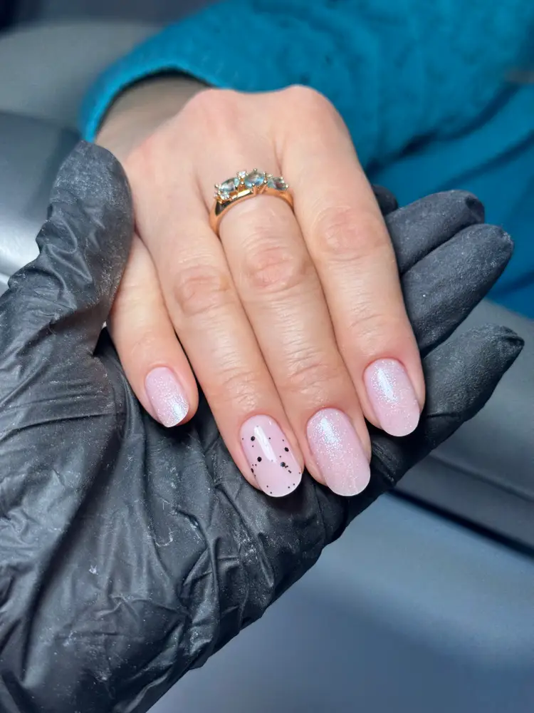 Tati Wegner Nails Studio photo 10