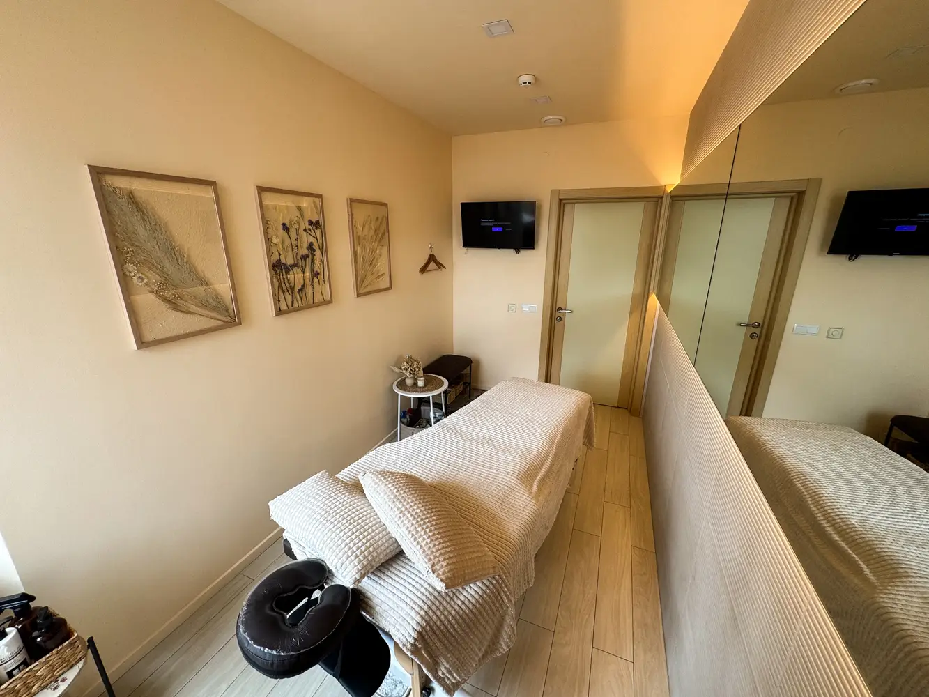 relight.massage photo 11