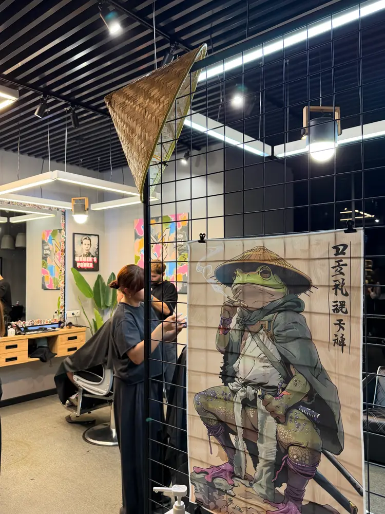 Iron Wings Barbershop photo 2