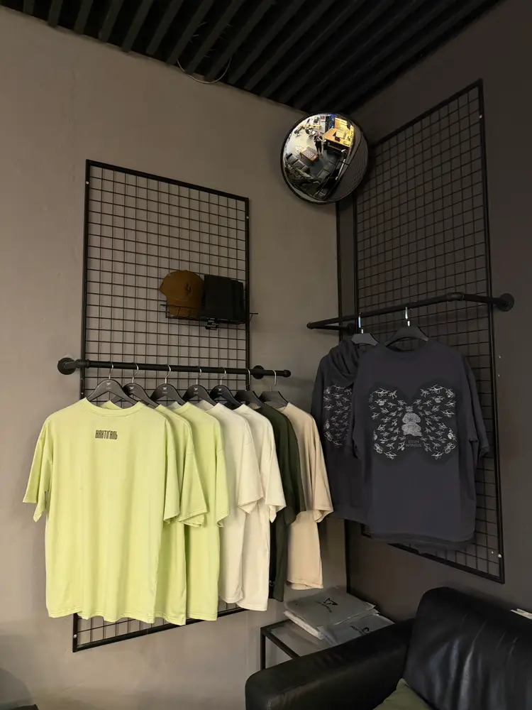 Iron Wings Barbershop photo 5