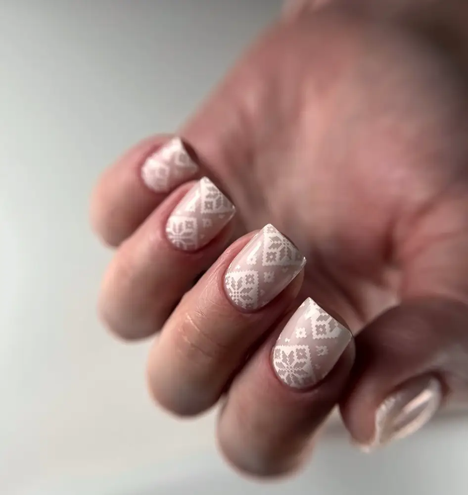 Sphynx_nails photo 11