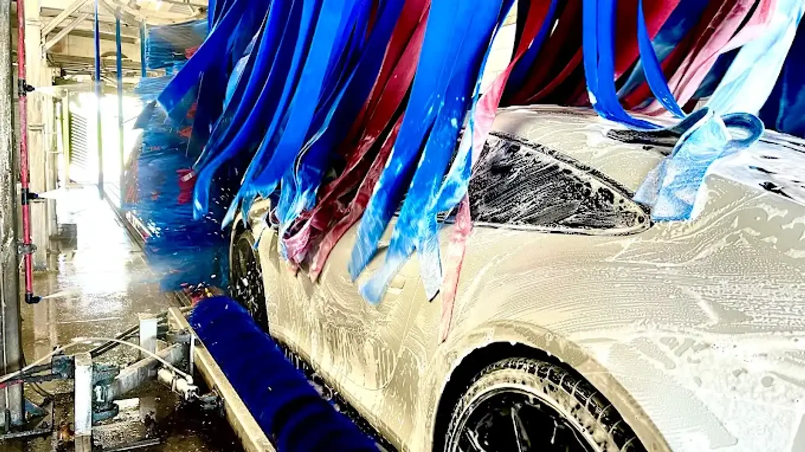 KING'S CARWASH photo 13